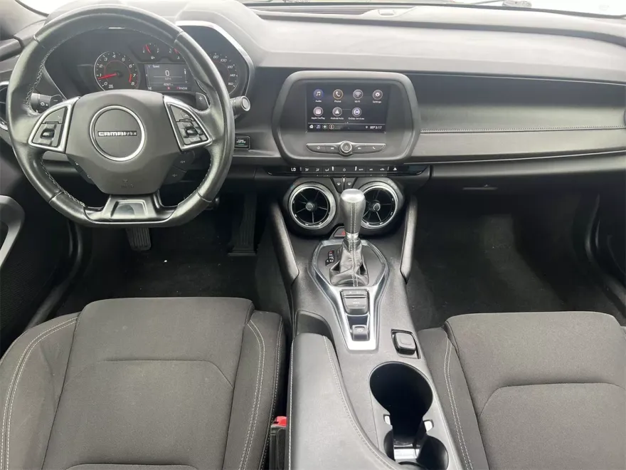 2020 Chevrolet Camaro 1LT photo 1