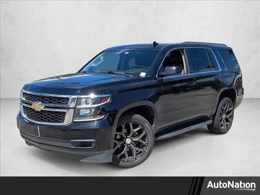 2018 Chevrolet Tahoe LT photo 1