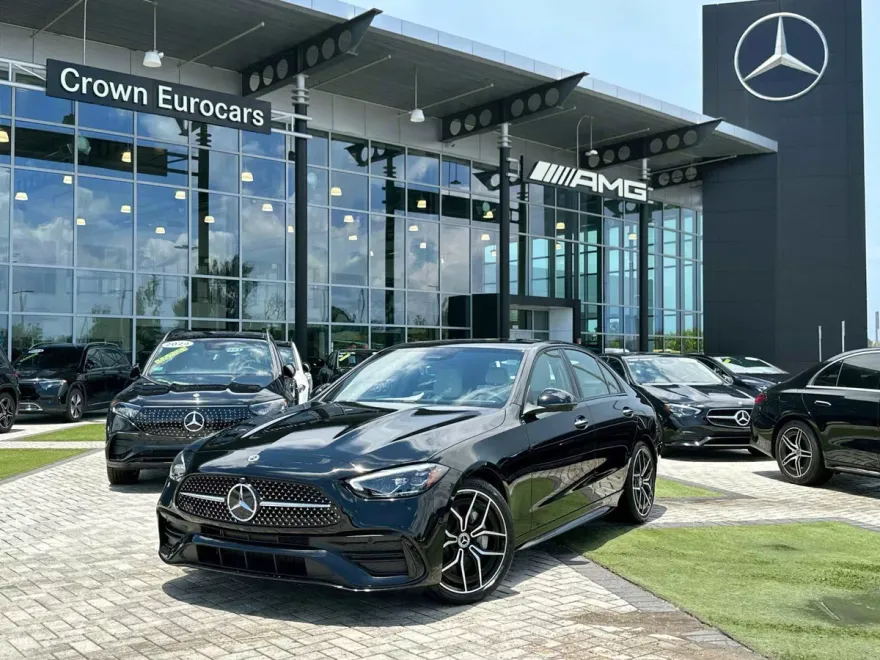 2025 Mercedes Benz C 300 4MATIC Sedan photo 1