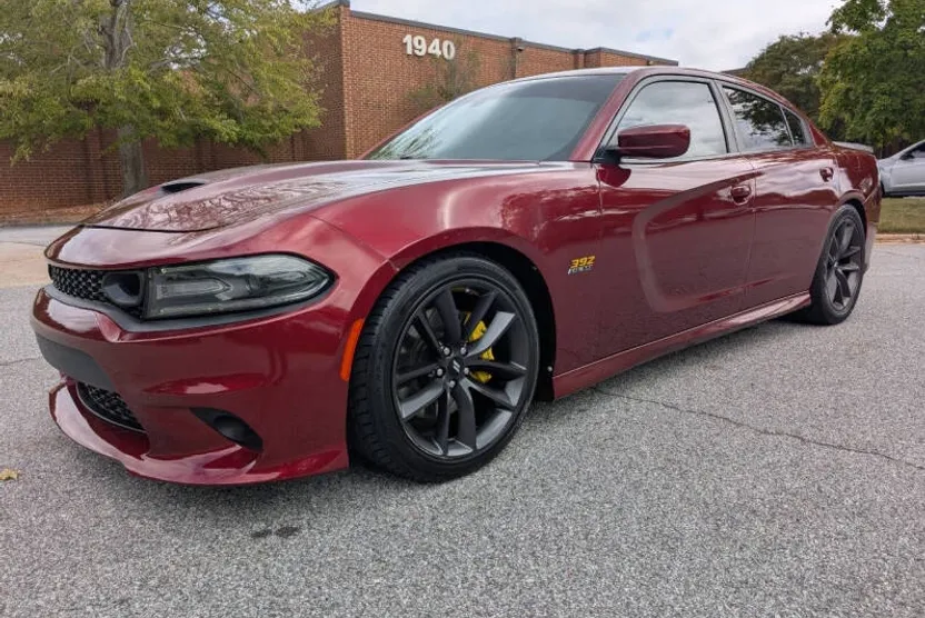 2019 Dodge Charger R/T Scat Pack photo 1
