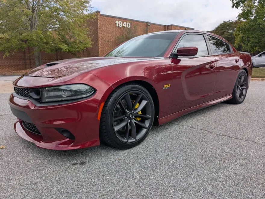2019 Dodge Charger R/T Scat Pack photo 1