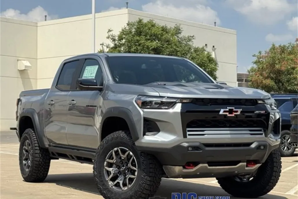 2026 Chevrolet Colorado ZR2 photo 1