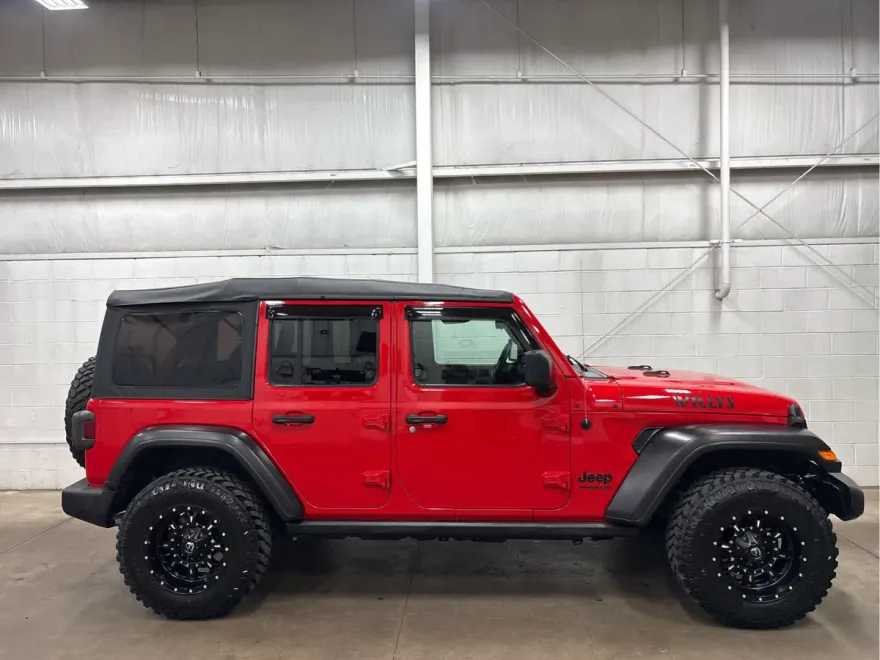 2021 Jeep Wrangler Unlimited Willys Sport photo 1