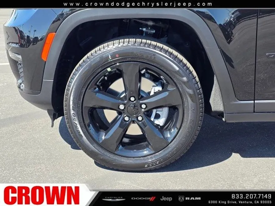 2025 Jeep Grand Cherokee Limited photo 1