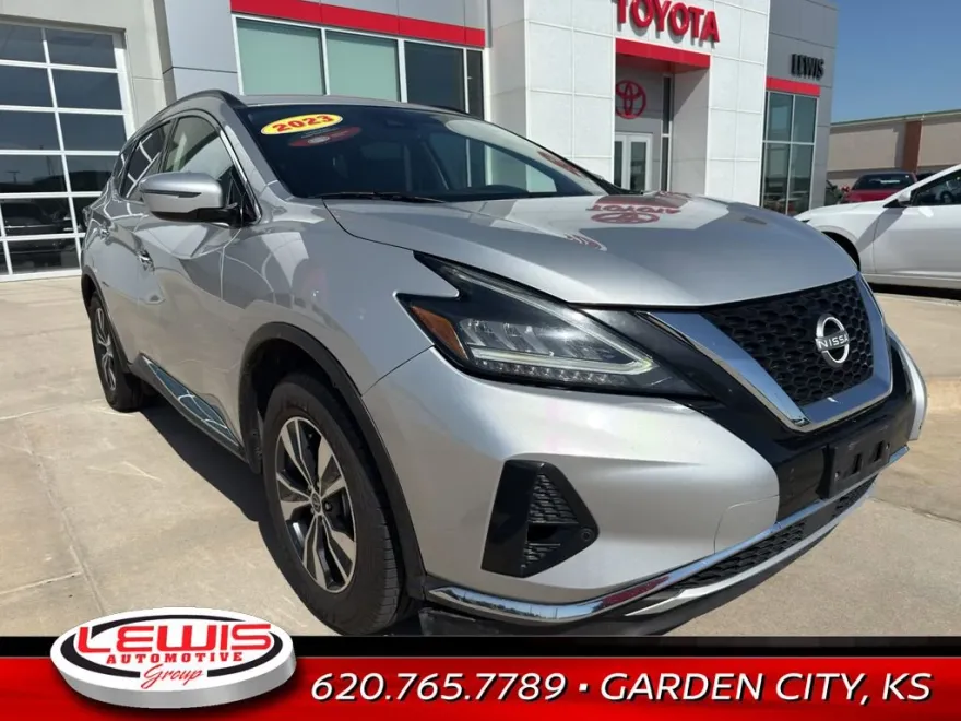 2023 Nissan Murano SV photo 1