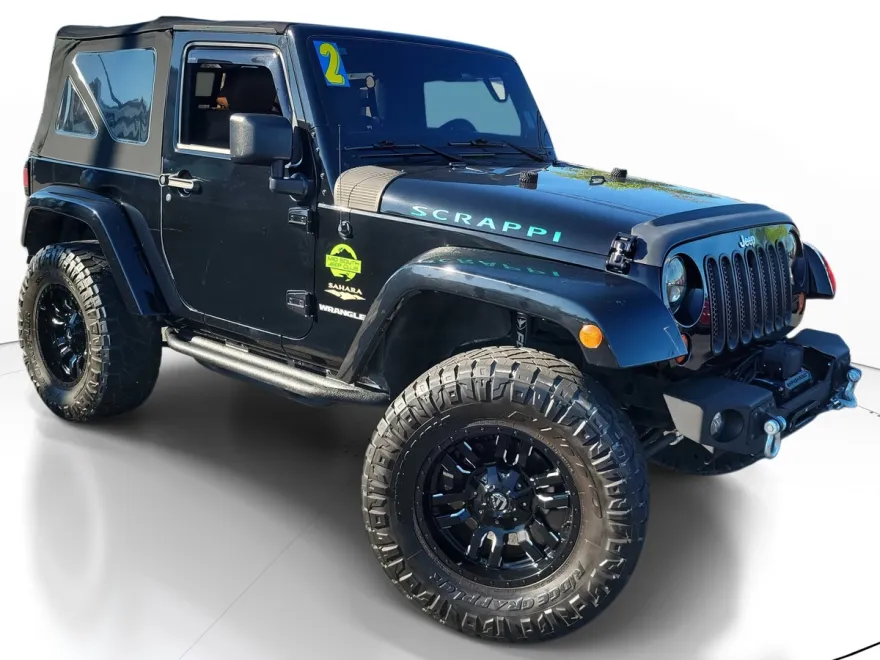 2012 Jeep Wrangler Sahara photo 1