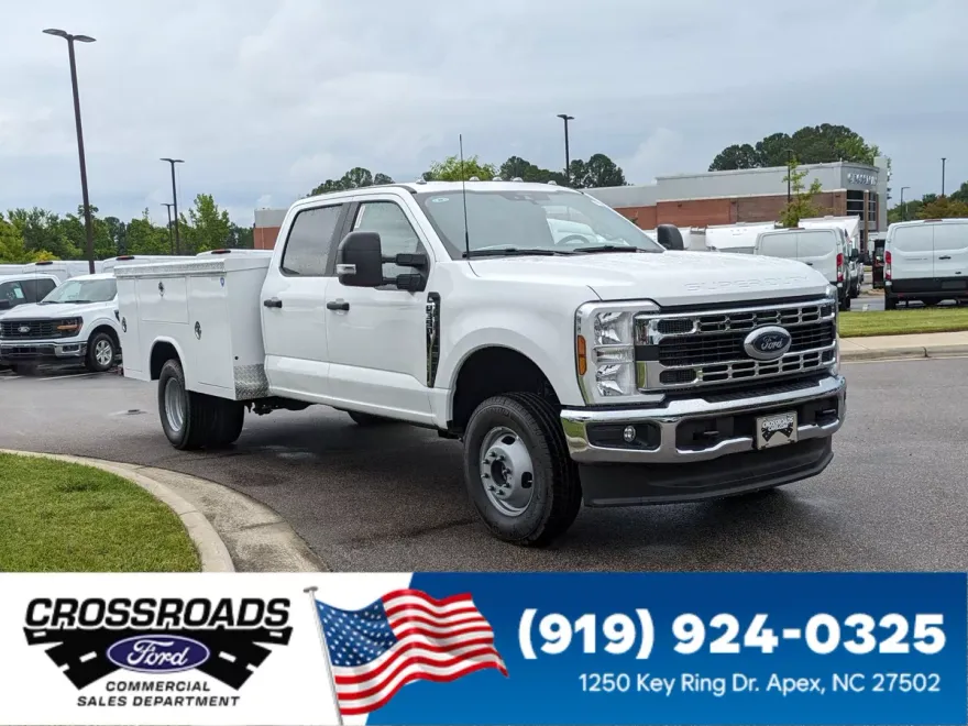 2025 Ford F-350 XL photo 1