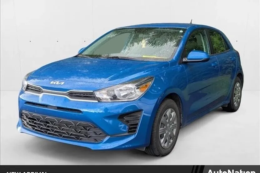 2023 Kia Rio S photo 1