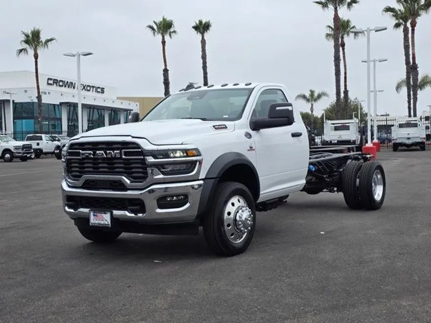 2025 Ram 4500 Tradesman photo 1