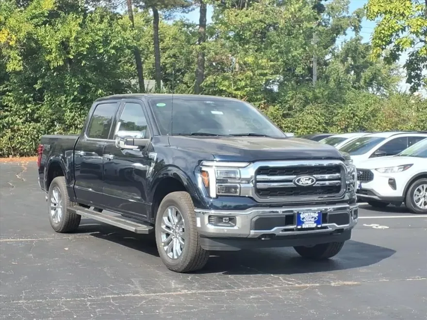 2025 Ford F-150 Lariat photo 1