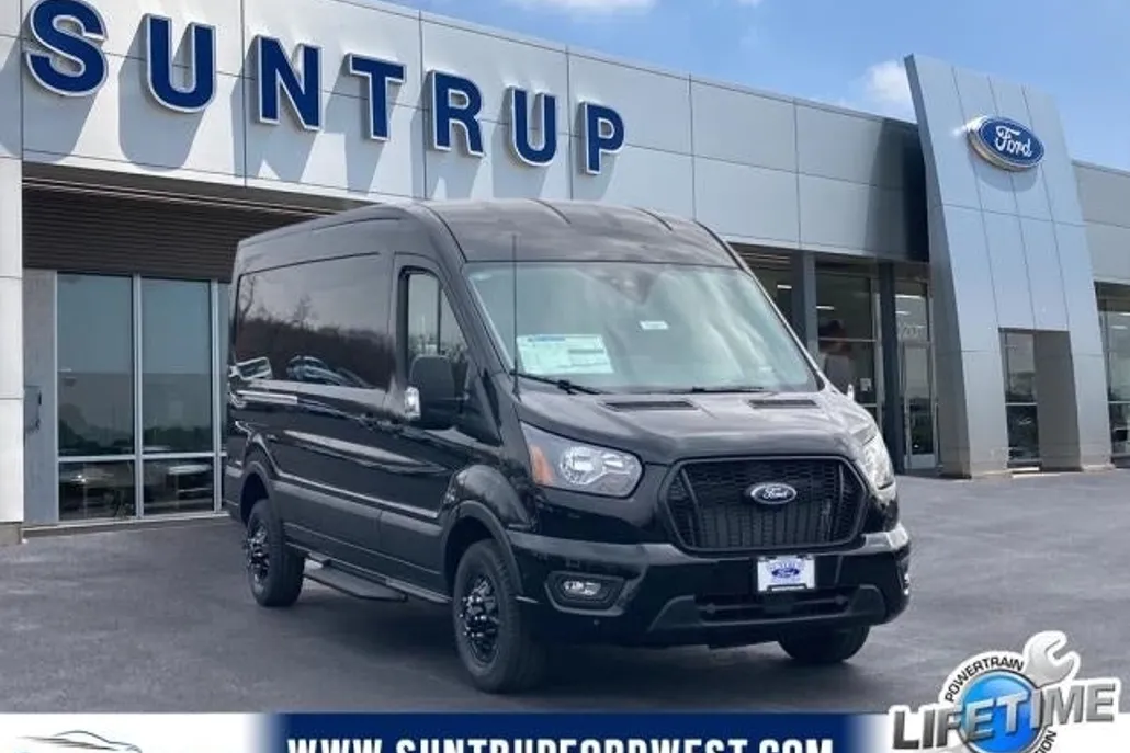 2024 Ford Transit photo 1