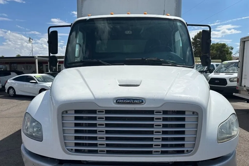 2017 Freightliner M2 photo 1