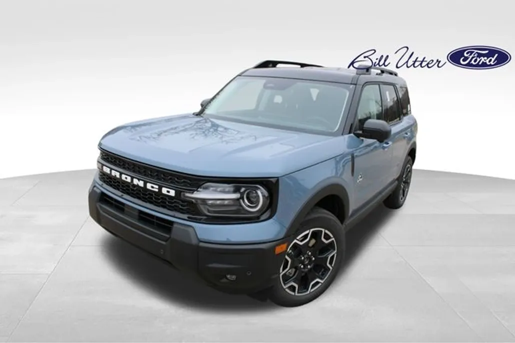 2025 Ford Bronco Sport Outer Banks photo 1