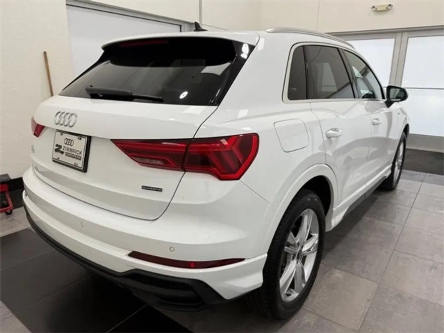 2024 Audi Q3 Premium Plus S line photo 1