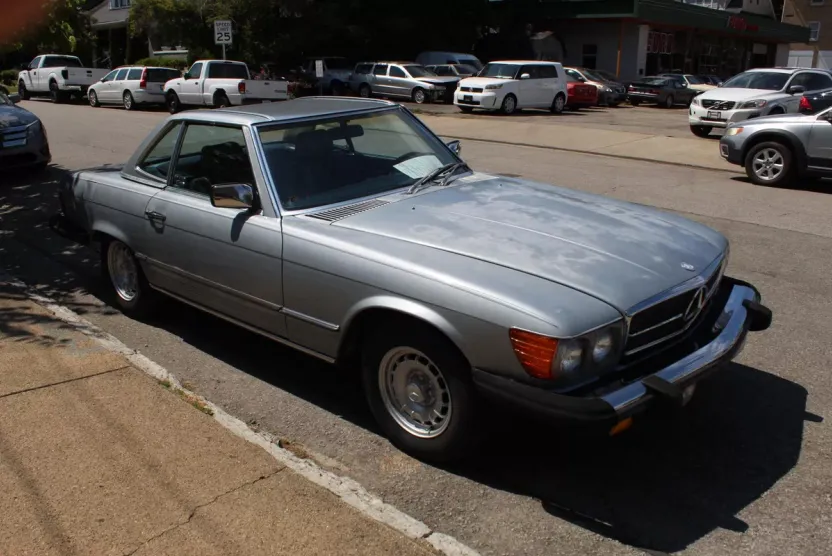 1984 Mercedes Benz 380 photo 1