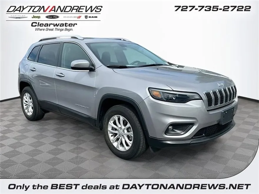 2019 Jeep Cherokee Latitude photo 1