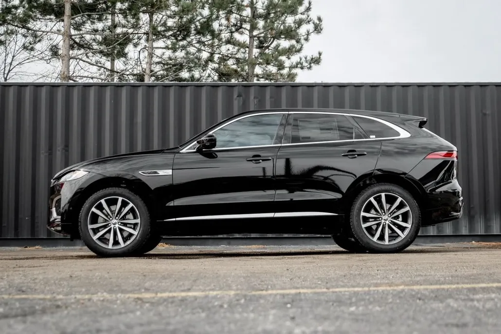 2026 Jaguar F-PACE P250 R-Dynamic S photo 1