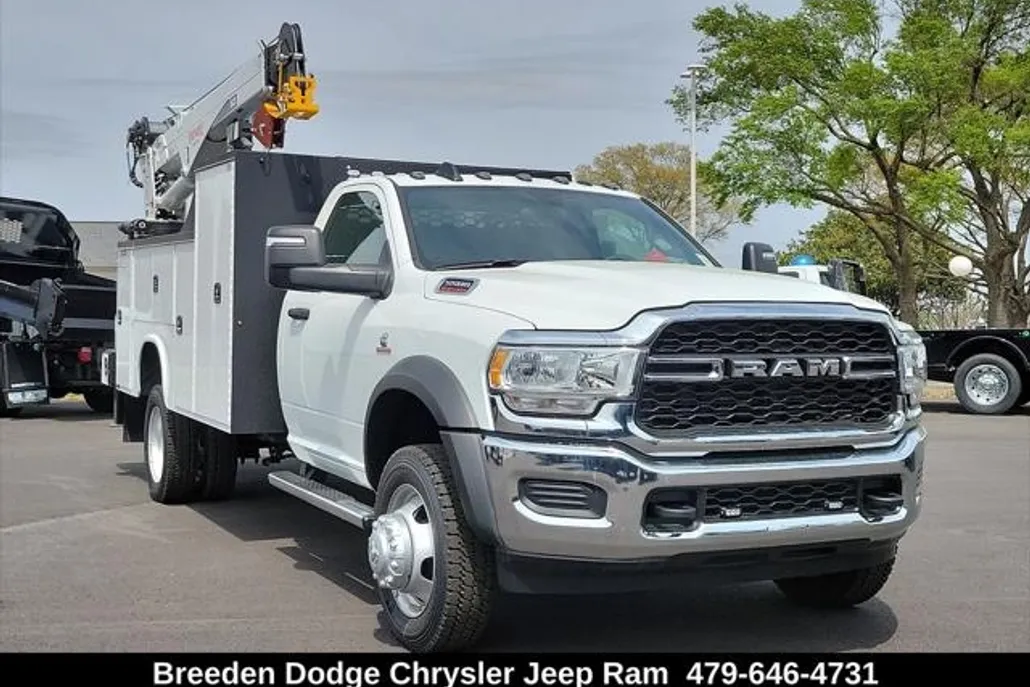 2024 Ram 5500 Tradesman photo 1