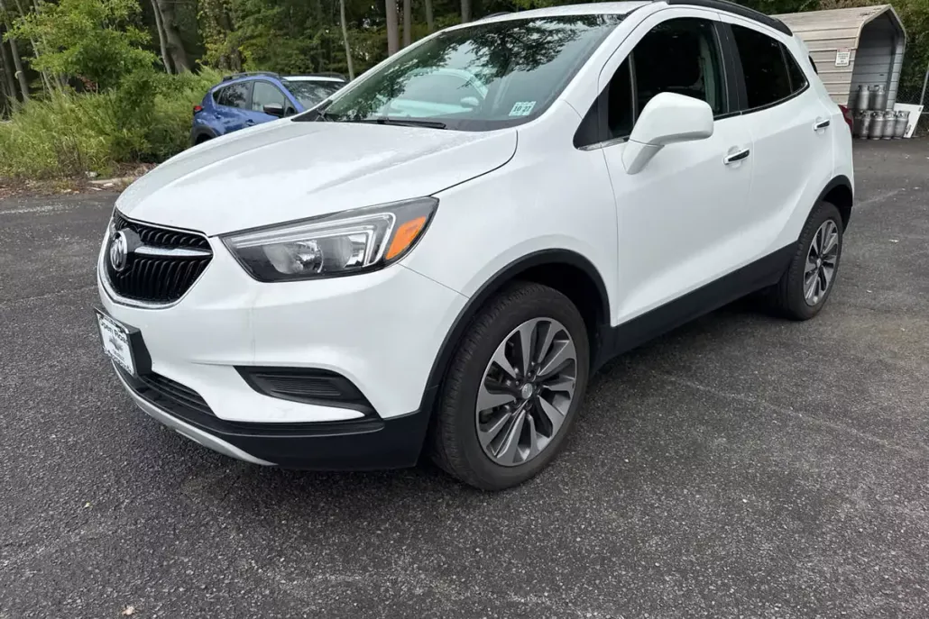 2022 Buick Encore Preferred photo 1
