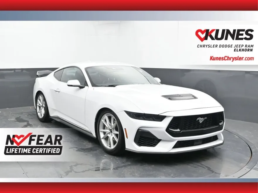 2024 Ford Mustang GT Premium photo 1