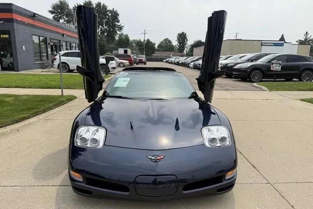 1999 Chevrolet Corvette Coupe photo 1