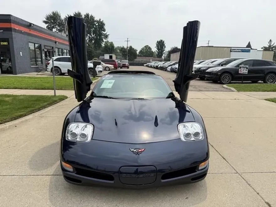 1999 Chevrolet Corvette Coupe photo 1
