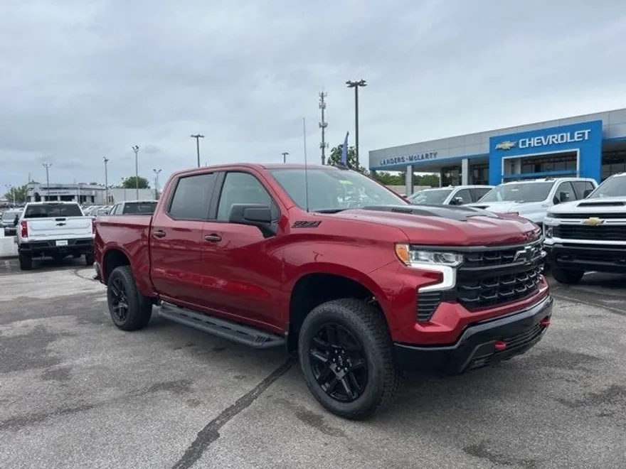 2025 Chevrolet Silverado 1500 LT Trail Boss photo 1