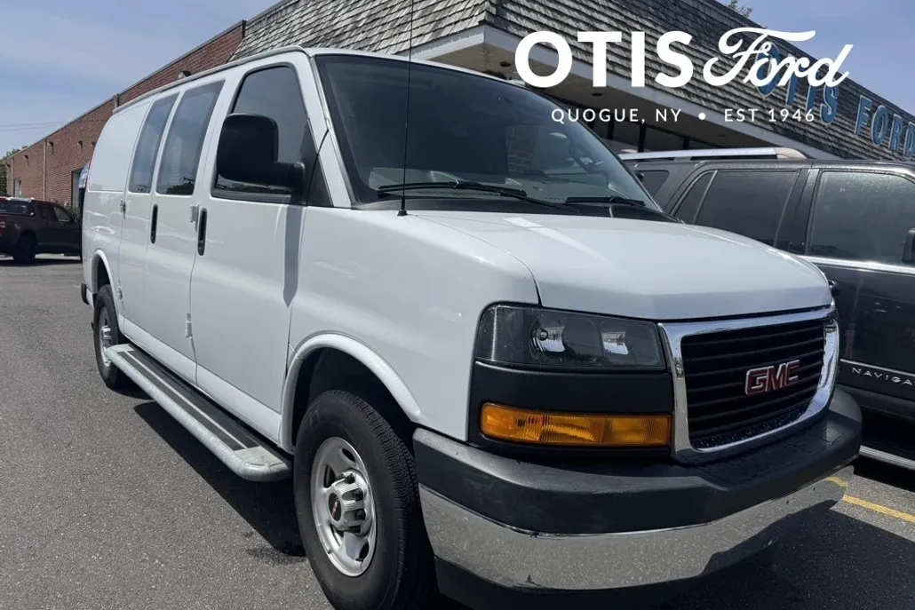 2023 Gmc Savana 2500 Cargo photo 1