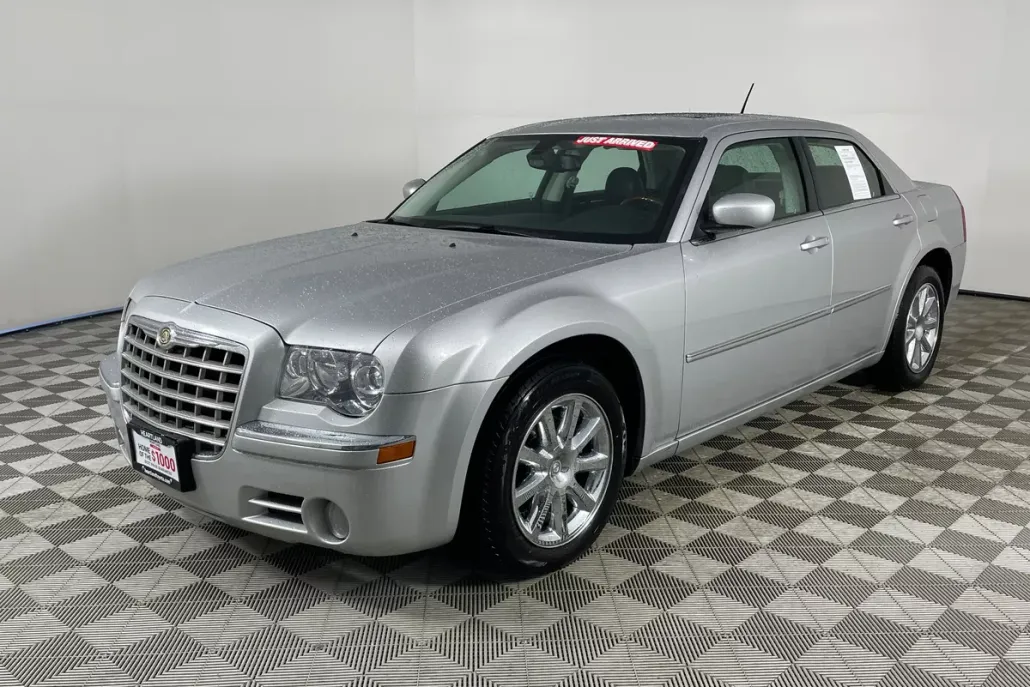 2008 Chrysler 300 Limited photo 1