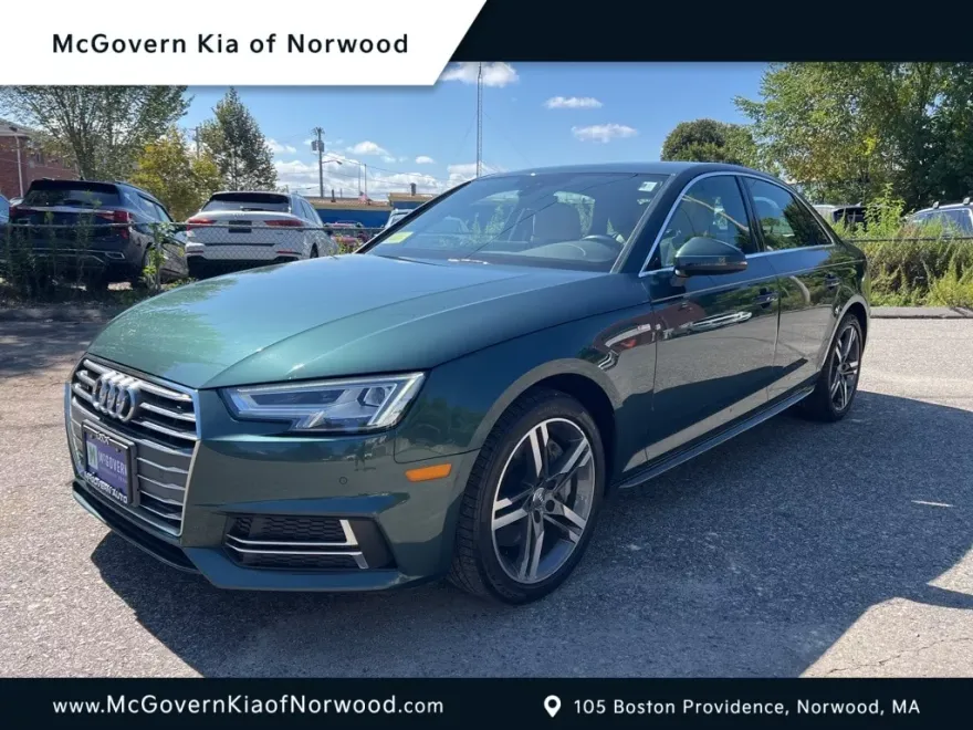 2017 Audi A4 2.0T Premium Plus photo 1