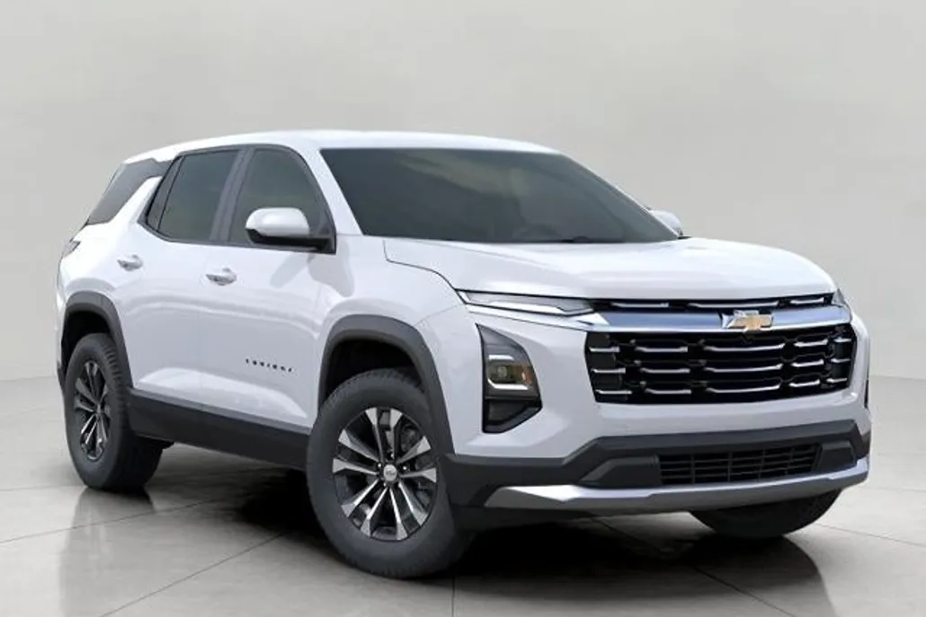 2025 Chevrolet Equinox LT photo 1