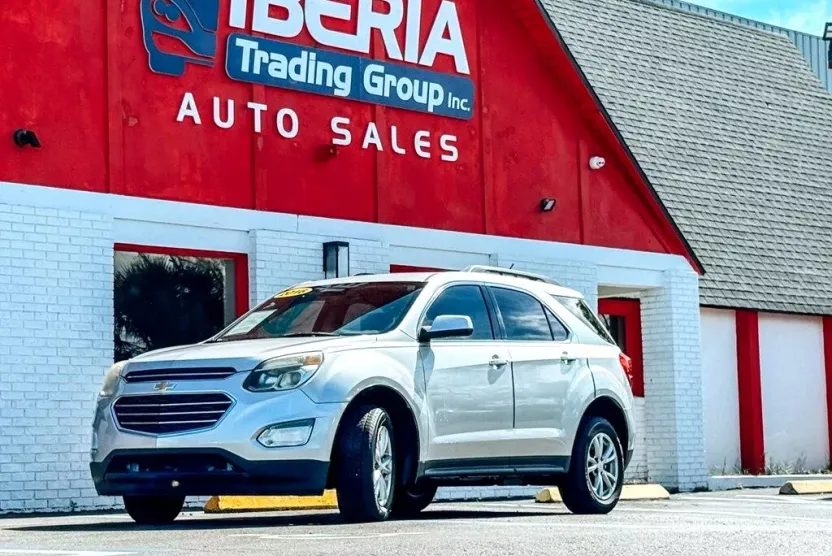 2016 Chevrolet Equinox LT photo 1