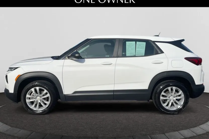 2021 Chevrolet Trailblazer LS photo 1