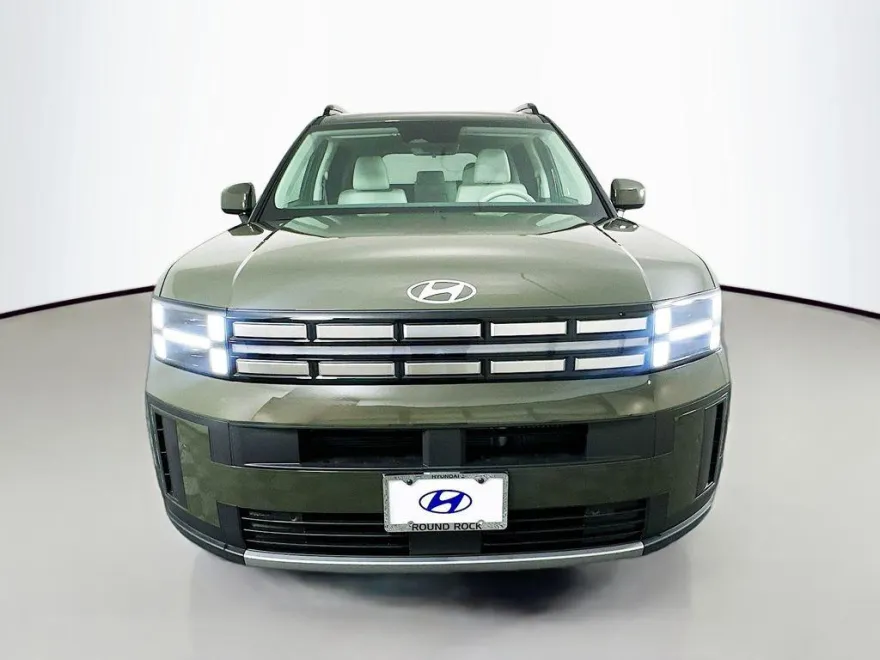 2026 Hyundai Santa Fe SEL photo 1
