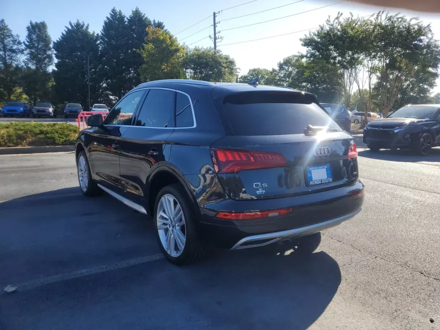 2019 Audi Q5 Premium Plus photo 1