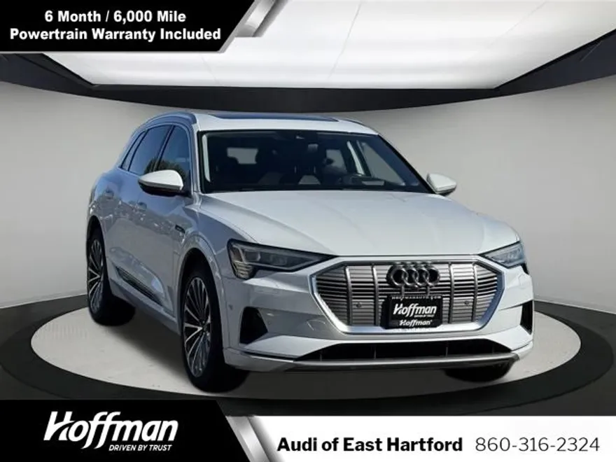 2019 Audi e-tron Prestige photo 1