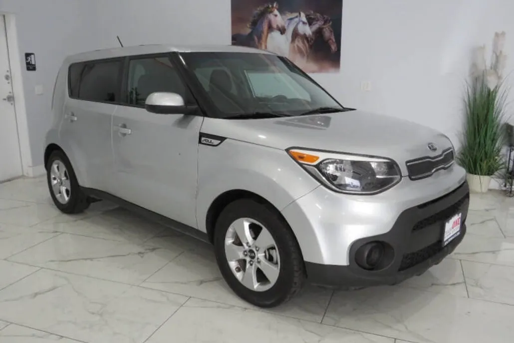2019 Kia Soul Base photo 1