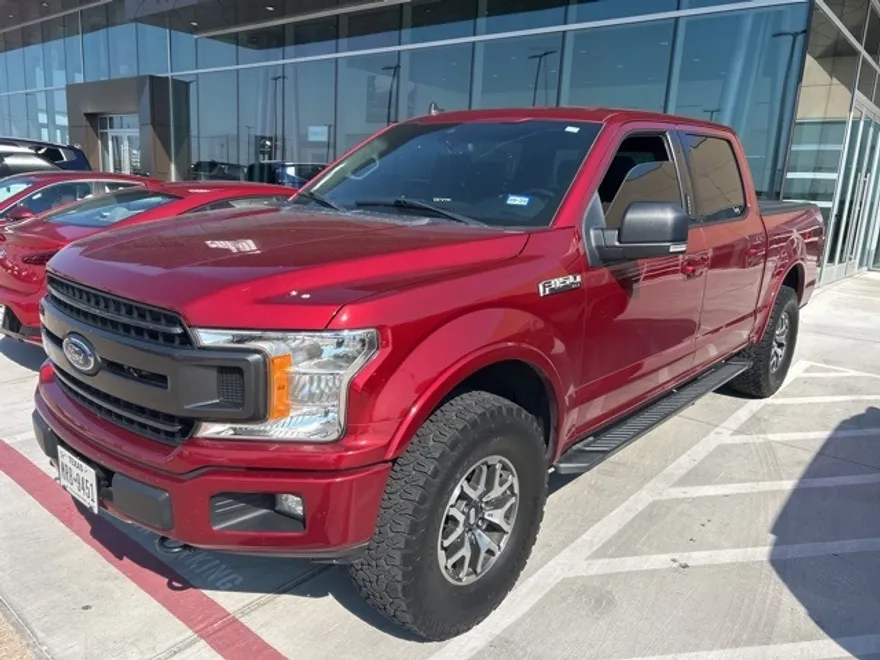 2019 Ford F-150 XLT photo 1