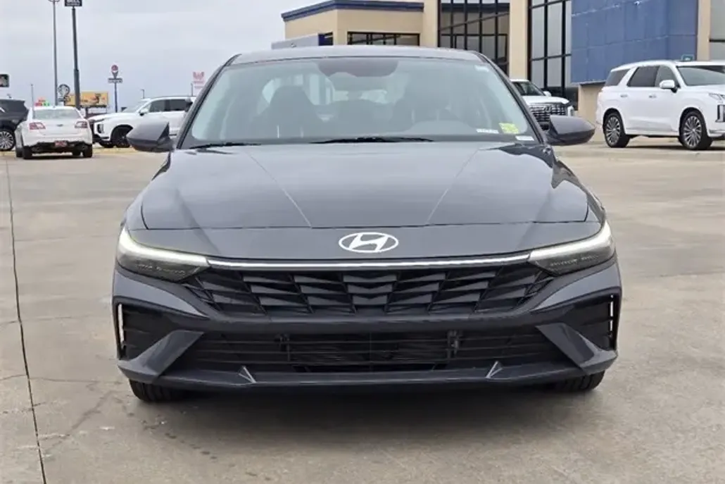 2025 Hyundai Elantra Hybrid Blue photo 1