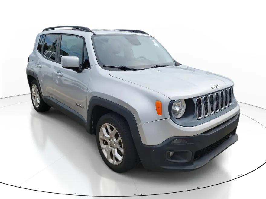 2016 Jeep Renegade Latitude photo 1