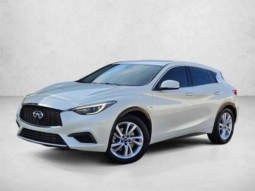 2019 Infiniti QX30 photo 1