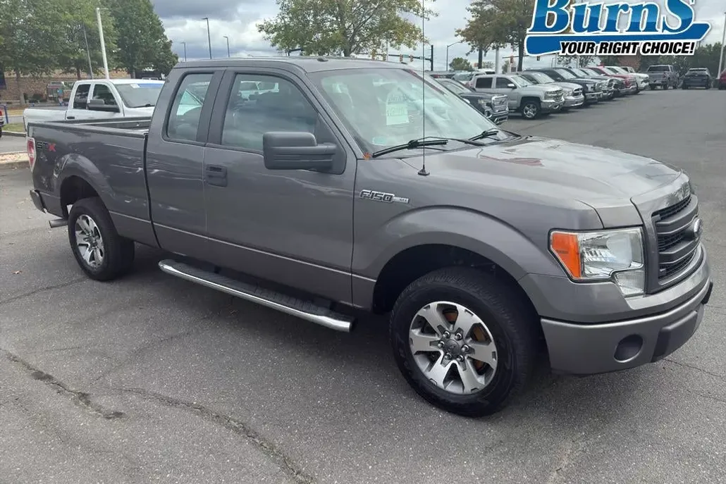 2013 Ford F-150 STX photo 1