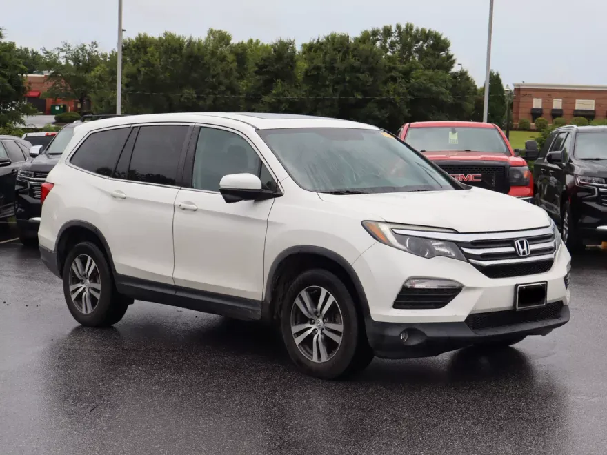 2017 Honda Pilot EX-L photo 1