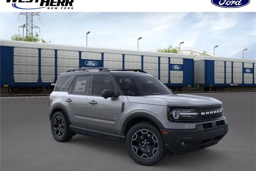 2025 Ford Bronco Sport Outer Banks photo 1