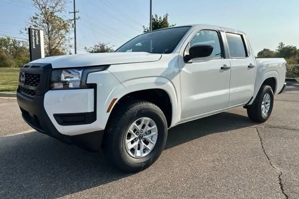 2025 Nissan Frontier S photo 1