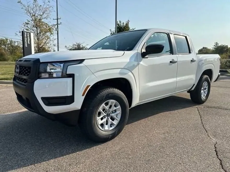 2025 Nissan Frontier S photo 1