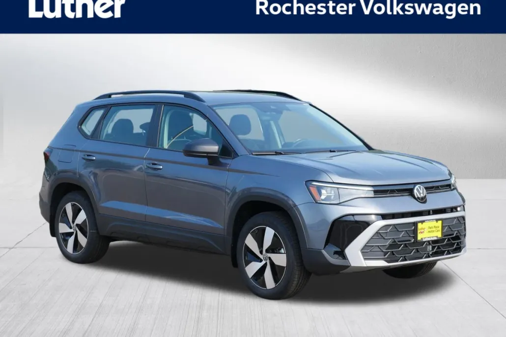 2025 Volkswagen Taos S photo 1
