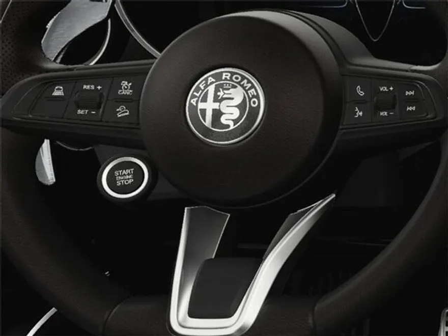 2025 Alfa Romeo Stelvio Sprint photo 23