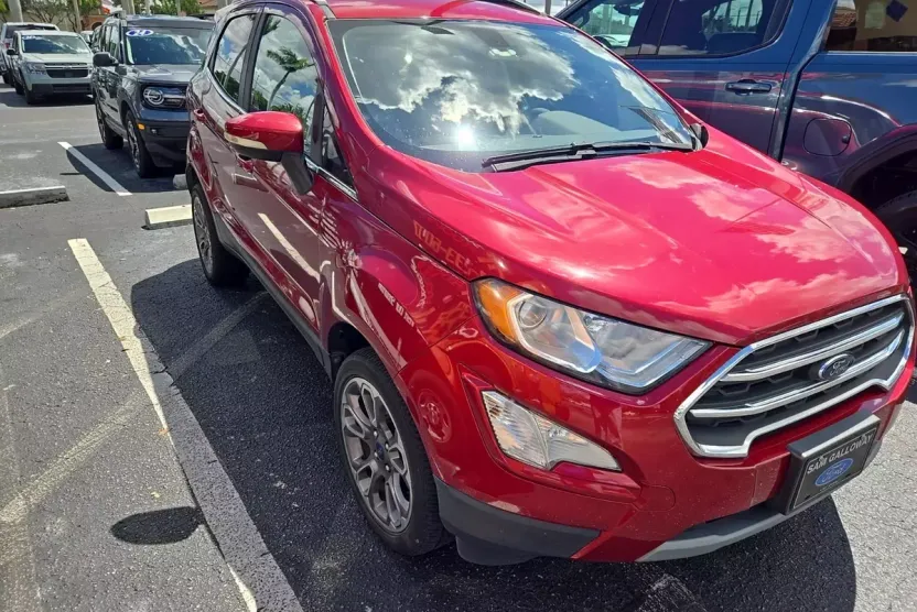 2020 Ford EcoSport Titanium photo 1
