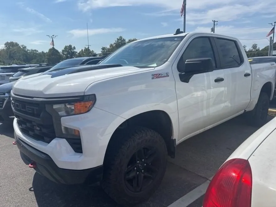 2022 Chevrolet Silverado 1500 Custom Trail Boss photo 1